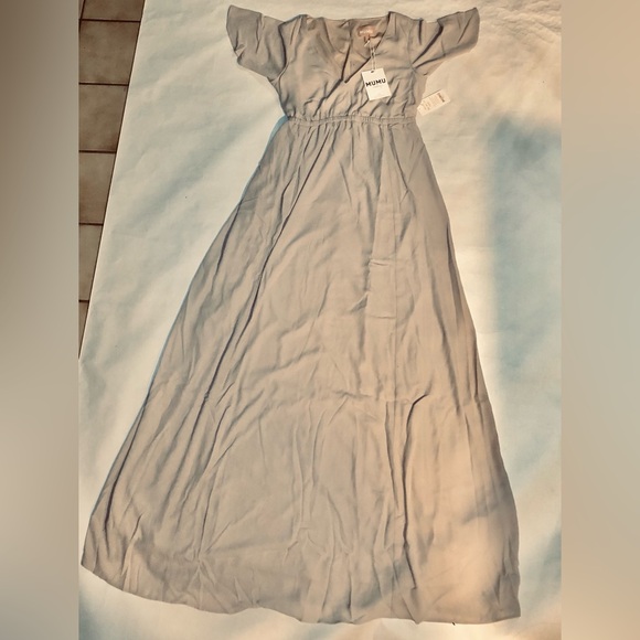 Show Me Your Mumu Bridesmaid NWT Emily Soft Beige Chiffon Maxi Dress Size Medium - Picture 3 of 6